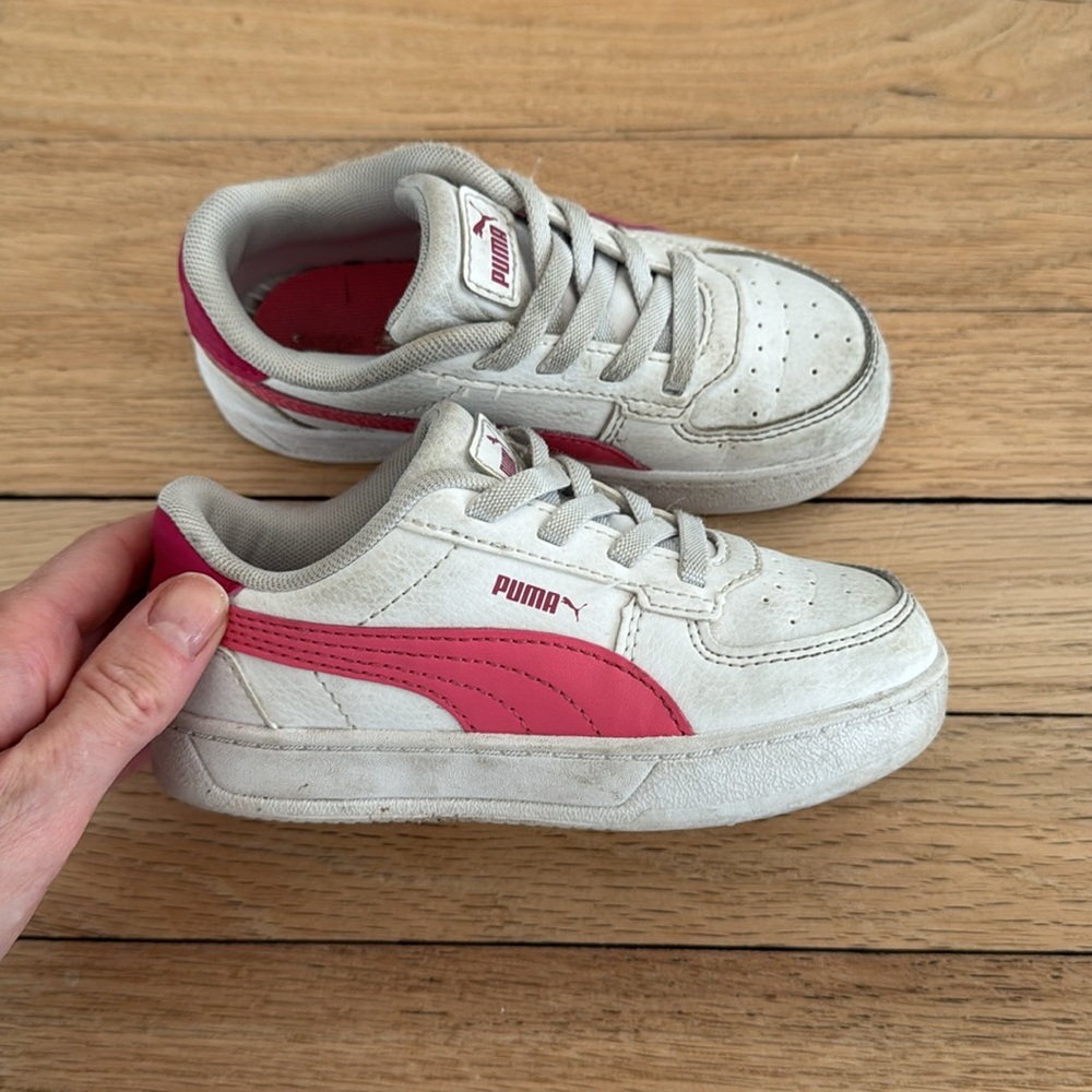 Girls size 9 PUMA Sneakers